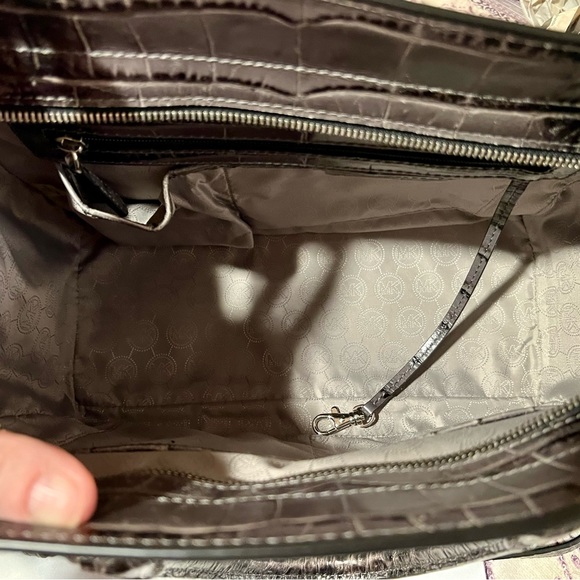 Michael Kors Large “Selma” Satchel in Gray Ombre Embossed Croc Leather. EUC! - Picture 12 of 16